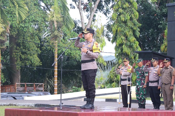 Kapolres Kuantan Singingi Pimpin Apel Gelar Pasukan Operasi Zebra Lancang Kuning 2025