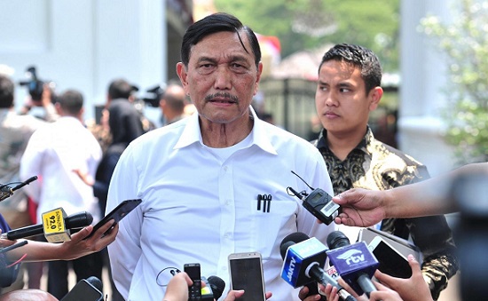 Diperintah Presiden, Luhut Pandjaitan: TNI Polri Sinergi  Bantu Gubernur, ''Jangan Segan Menindak Mereka Yang Tak Patuhi Protokol Kesehatan''