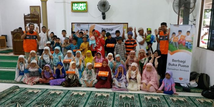 Rumah Zakat Pekanbaru Salurkan Paket Ramadhan Berdaya