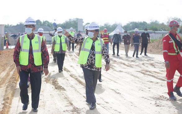 Sekdaprov Riau Tinjau Jalan Tol Pekanbaru-Bangkinang-Pangkalan