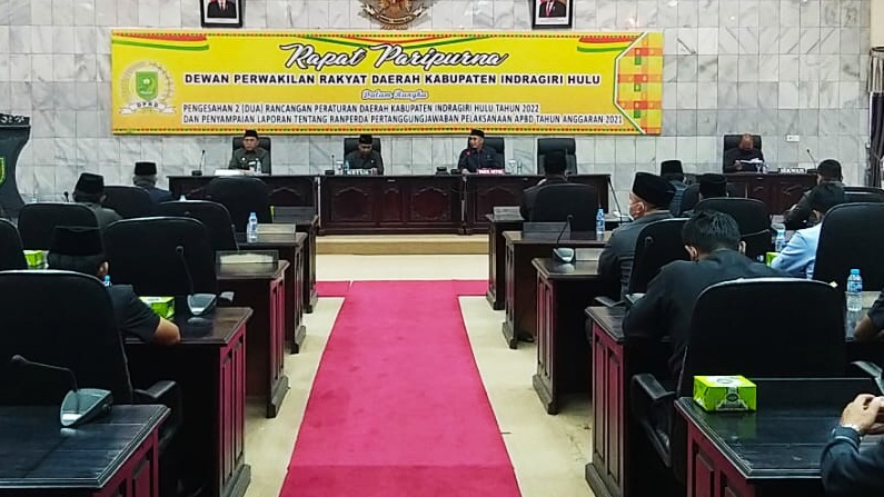 Wakil Bupati  Junaidi Rachmat Hadiri Paripurna Ranperda Pertanggungjawaban APBD Inhu 2021