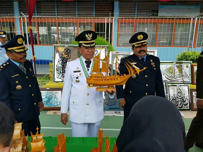 Berikan Remisi, Bupati Inhil Kunjungi Lapas Klas II A Tembilahan