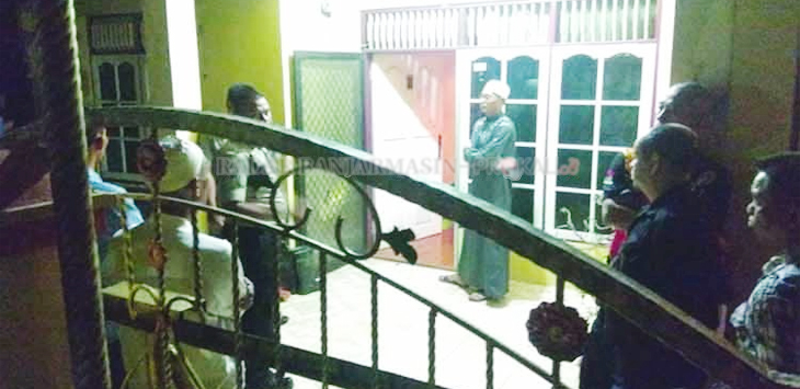 HEBOH...Laporkan Istri Tewas Bunuh Diri, Tapi Pas Ambulans Datang, Korbannya Malah Menghilang