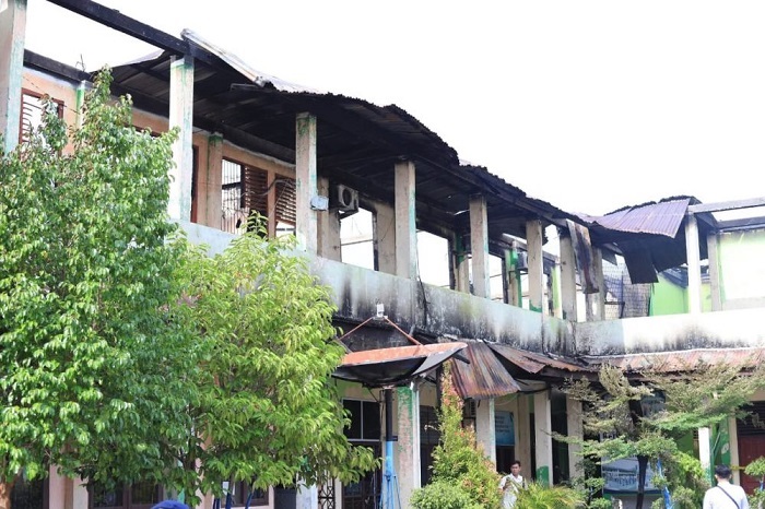 Kebakaran Hanguskan Puluhan Ruangan SMAN 1 Tebing Tinggi