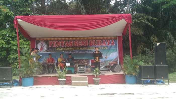 Dukung Pelestarian Adat Nias, IKN Riau Kompleks Taja Pentas Seni