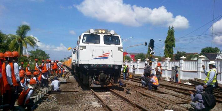 Dewan Pesimis Pembangunan Rel Kereta Api Trans Sumatera Terwujud