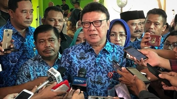 Tjahjo Kumolo: Indonesia Butuh Pemimpin Siap di Berbagai Situasi, Siapa  yang Dimaksudnya?