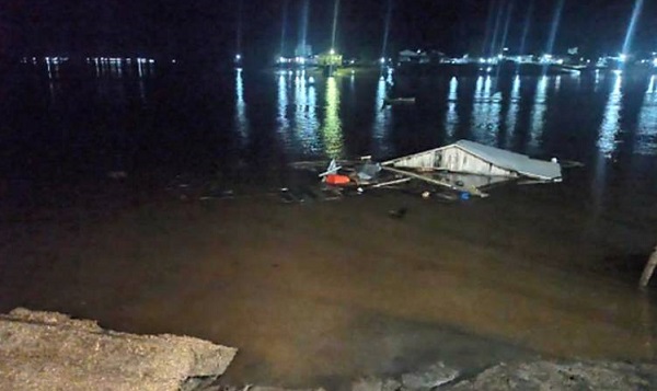 Tanah Longsor, Tujuh  Rumah Warga Rusak di Kuala Enok Inhil
