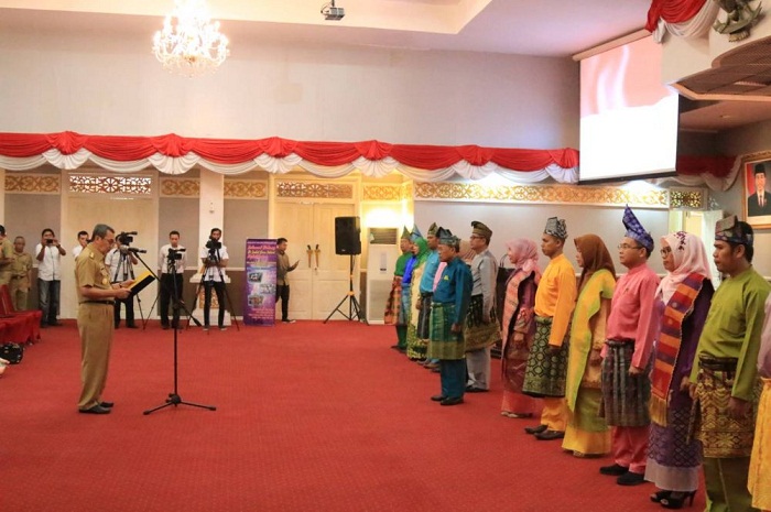 Gubri Lantik Dewan Perpustakaan Riau, Ini Pesannya