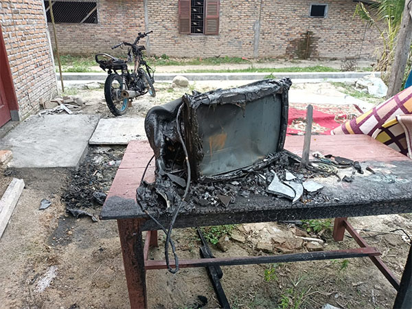 Gawat! Hanya Gegara Kartu Keluarga, Oknum Brimob Mengamuk, Ancam Ayah dan Bakar Isi Rumah 