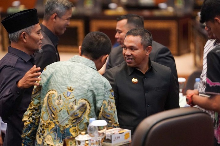Gubernur Abdul Wahid Fokus Langkah Perbaikan APBD