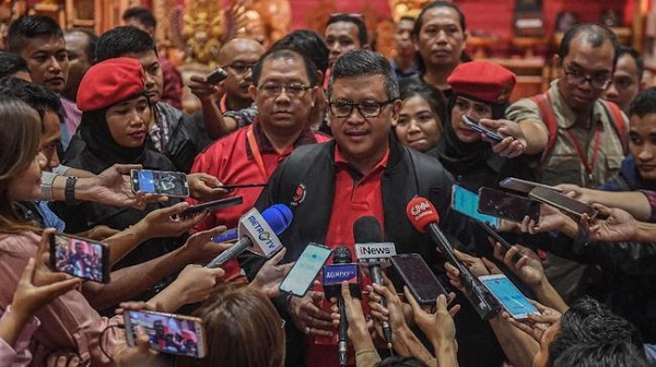 KPU Blak-blakan Teken Mega dan Dirinya, Hasto: PDIP Tak Pernah Negosiasikan PAW Harun Masiku