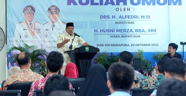 Bupati Alfedri Ceritakan Perjuangan Mendirikan SMA Pertama di Minas, Jadi Camat, Juga Kepala Sekolah...