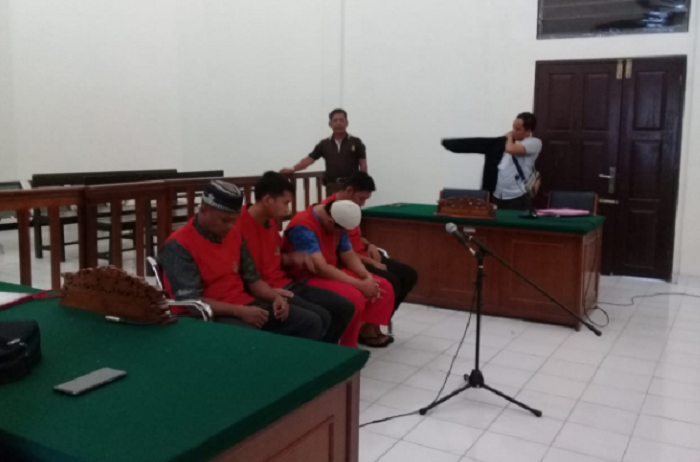 Ketua Majelis Hakim, Minta Otak Pelaku Penipuan Rp 1 Miliar di Rohil Ditangkap