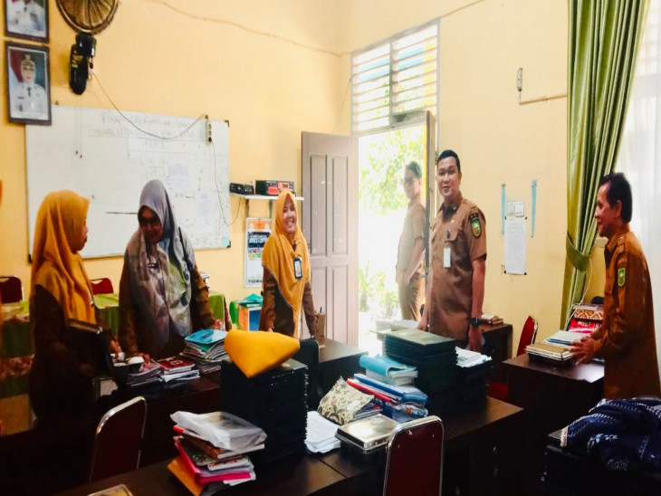 Mendapat Apresiasi Atas Kebersihan Lingkungan Sekolah, SMAN 2 Kampar Timur Komit Untuk Selalu Berbenah Diri