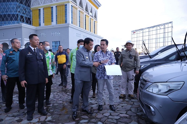 Dikumpul di Tenayan, BPKAD Masih Data Seluruh Mobil Dinas Milik Pemko