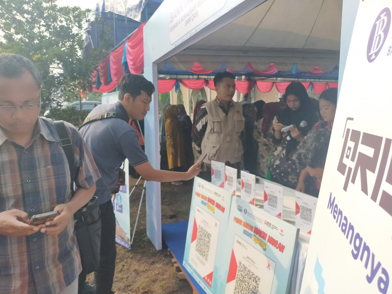 Cukup Scan QRIS Rp1, Warga Bengkalis Bisa Dapat Voucher Rp20 Ribu untuk Belanja di Pasar Murah