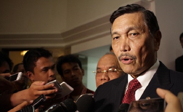 SIAP-SIAP! Menko Luhut Pandjaitan Endus Ada Pejabat Terlibat dalam 3,3 Juta Lahan Sawit di Hutan