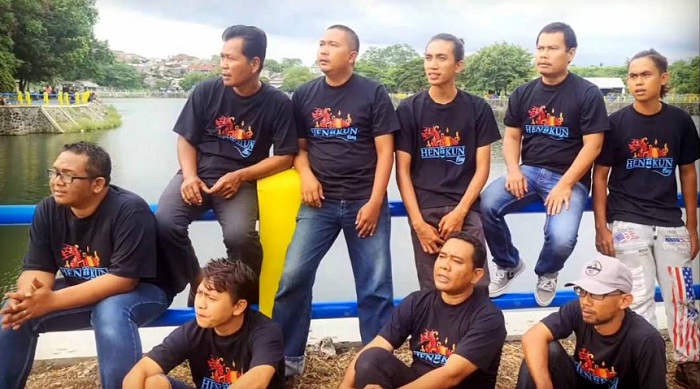 Heniikun Bay Dedikasikan Lagu ‘Pahlawan Wayang’ untuk Dalang Kondang Almarhum Ki Seno Nugroho
