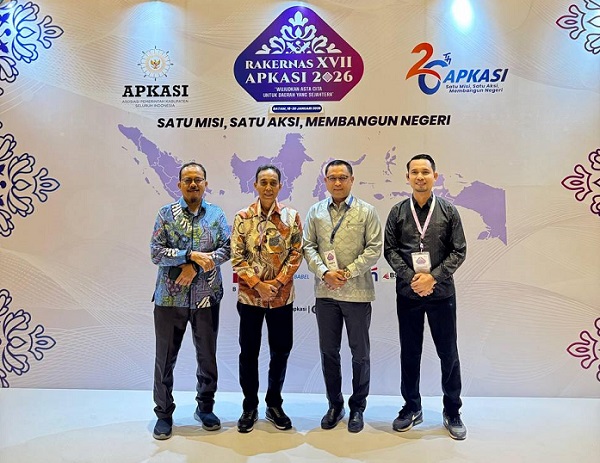 Sekda Rohil Hadiri Rakernas XVII APKASI di Batam