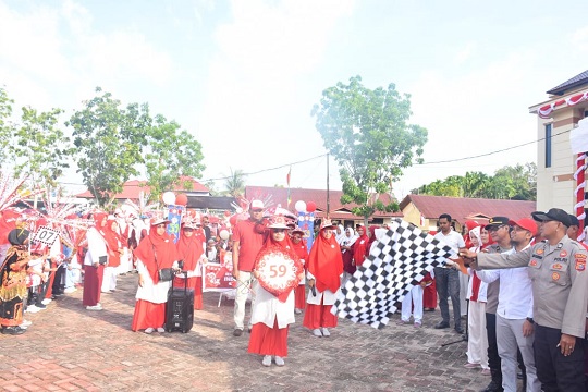 Camat Bengkalis Taufik Lepas Ribuan Peserta Pawai Karnaval, Sempena Peringatan HAN 2025