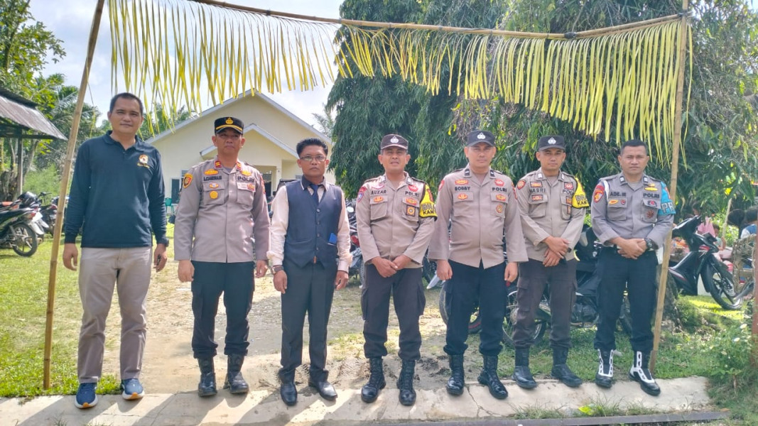 Polsek Benai Amankan Ibadah Natal 2024 di Gereja GPDI Pentakosta