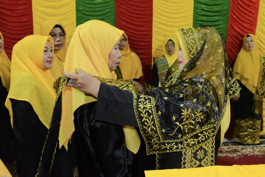 Puan LAMR Kecamatan Bengkalis Dikukuhkan, Perempuan Melayu Didorong Perkuat Pelestarian Adat