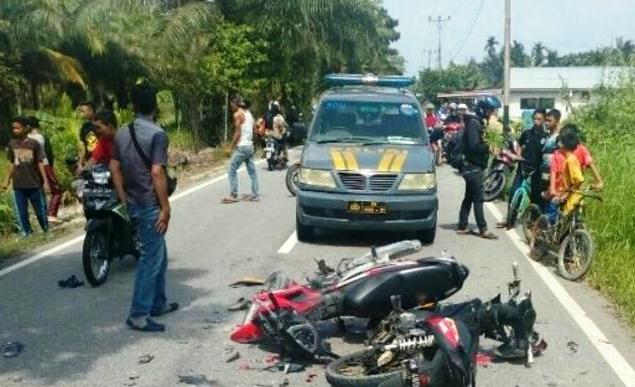 Tabrakan Maut di Tempuling, 1 Tewas, Lainnya Luka-luka, Nih Fotonya