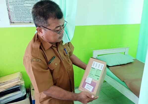 200 Sekolah di Rohul Terima Pengadaan 3.000 Unit Laptop, Infocus dan Wifi, Tapi Perangkatnya Tak Dipasang....