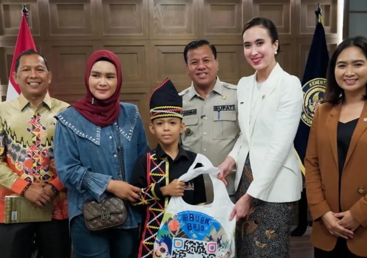 Ikut Aura Farming Bersama Dhika, Menteri Pariwisata  Rencanakan Hadir di Momen Puncak Pacu Jalur