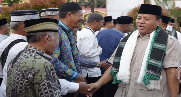 Suhardiman Amby Didoakan Sukses Memimpin Kuantan Singingi
