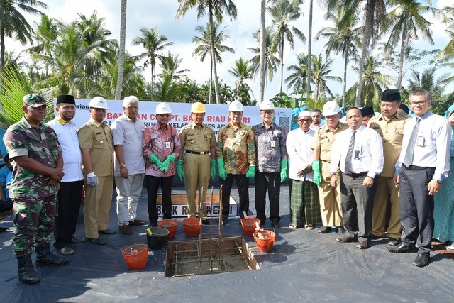 Salurkan CSR di Inhil, Bupati Wardan Minta Perusahaan Contoh Bank Riau Kepri