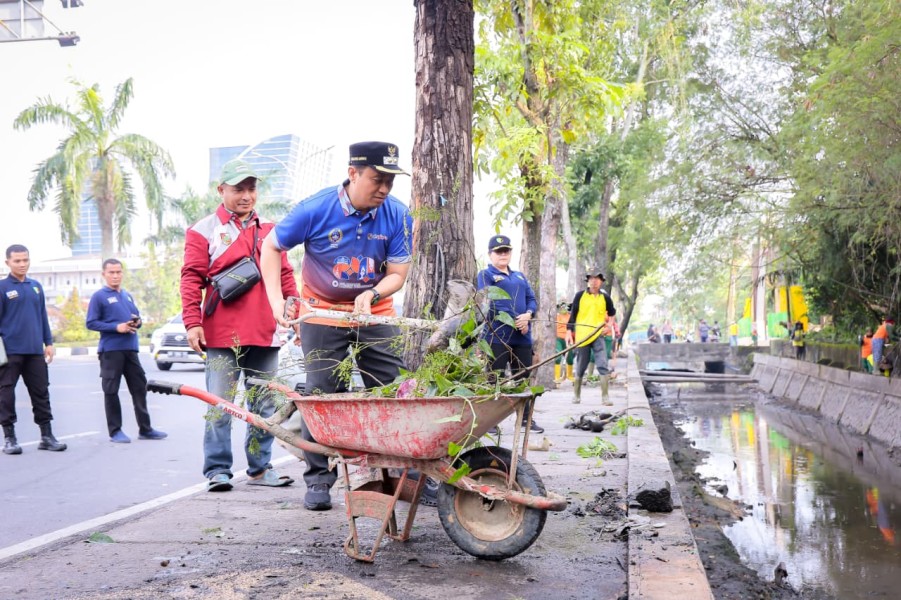 Kurve Serentak di Pekanbaru, Bersama Wujudkan Lingkungan yang Bersih, Sehat dan Nyaman