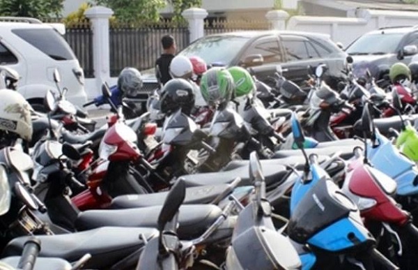 Pemko Pekanbaru Berlakukan Aturan Baru Parkir, Sepeda Motor dan Mobil...