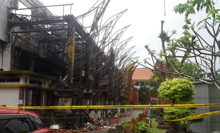 Pemko Pekanbaru Segera Bongkar Eks Gedung MPP yang Terbakar