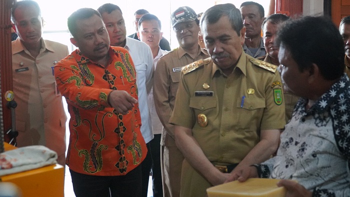 Gubernur dan Bupati Kampar Kunjungi Rumah Madu Wilbi Kuok
