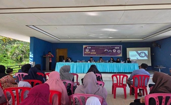 Prodi PIAUD IAIN Datuk Laksemana Bengkalis Bekali Parenting Strategy untuk Orang Tua di Desa Deluk