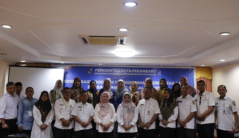 Tujuh Kelurahan di Pekanbaru Terima Bantuan Perpusnas RI