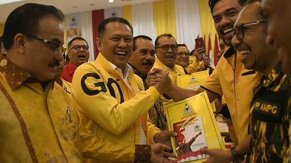 Bamsoet Bantah Disuruh Mundur Oleh Utusan Jokowi, ''Siapa, Saya Ketemu Pak Luhut, Aburizal dan Agung Laksono...''