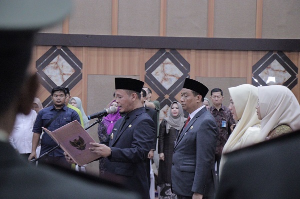 Wako Pekabaru Lantik 27 Pejabat Eselon II, Berikut Daftar Lengkapnya
