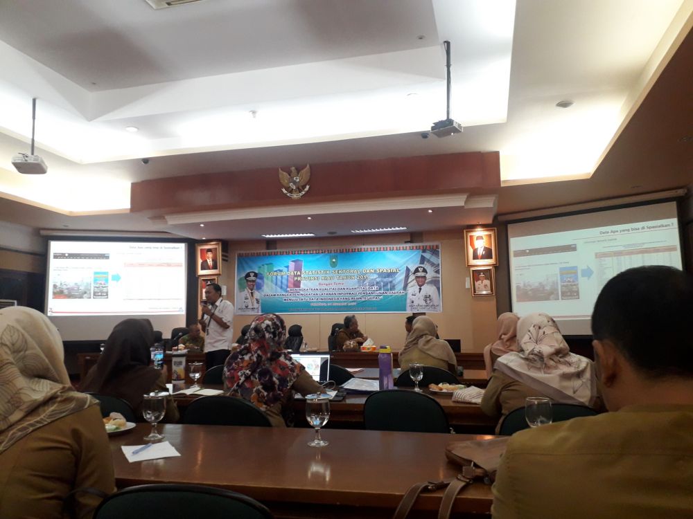 Diskominfotik Riau Gelar Forum Data Statistik