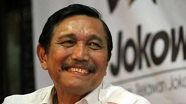 Luhut  Beri 1.000 Dolar Pada Gadis Muda Bernama Cindy: Kau Mau Jadi Apa, Nanti Ku Kasih Kau Modal, Biar Paten... 