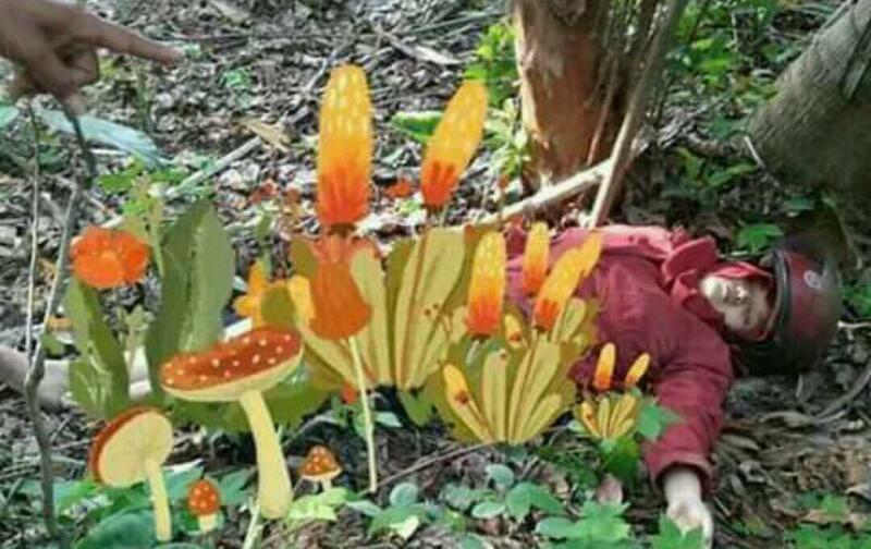 SADIS...  Diduga Diperkosa dan Dibunuh, Mayat Kasir Cantik Eka Rakhma Apriliyanti Ifada Ditemukan di Kebun, Celananya Agak Melorot