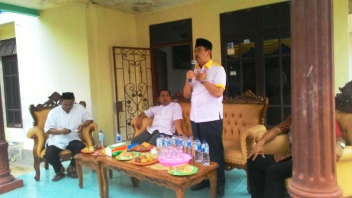 Pasangan Syamsuar-Alfredi Kampanye Dialogis di Kampung SP 2 Buana Bakti