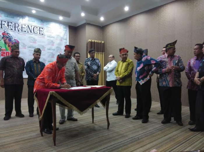 5 Kadis Pariwisata Kabupaten Kota se-Riau Teken MoA