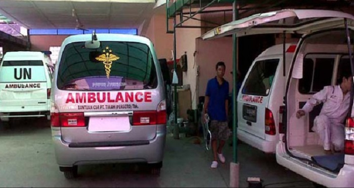 MIRIS...Tak Sanggup Bayar Ambulans, Keluarga Wawan Bawa Pulang Jenazah Bayi Pakai Travel