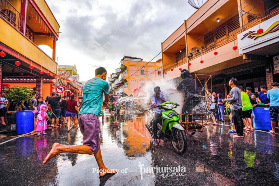 Rangkaian Acara Festival Perang Air Meranti