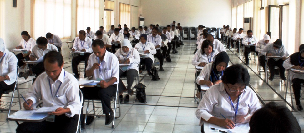 Alumni 8 Kampus di Riau dan Kepri Ini Ditolak Ikut Tes CPNS