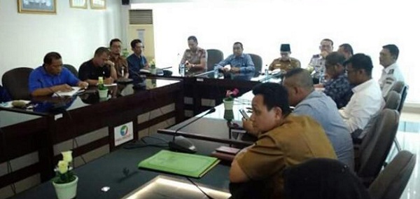 Rapat  Dihadiri Wali Kota,  DPRD Minta Aktivitas PT Nagamas Palm Oil Dihentikan Sementara