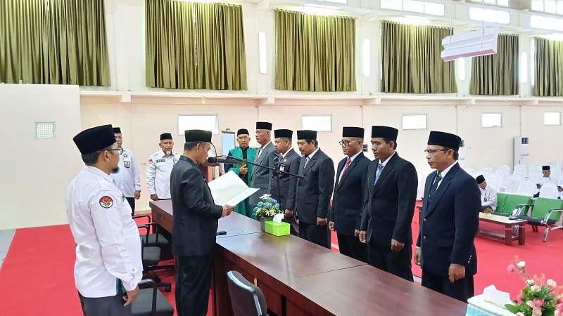 Kakankemenag Rohul Lantik Kepala Madrasah Negeri, KUA dan Pejabat Fungsional